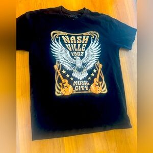 NASHVILLE MUSIC CITY BLACK MENS MEDIUM